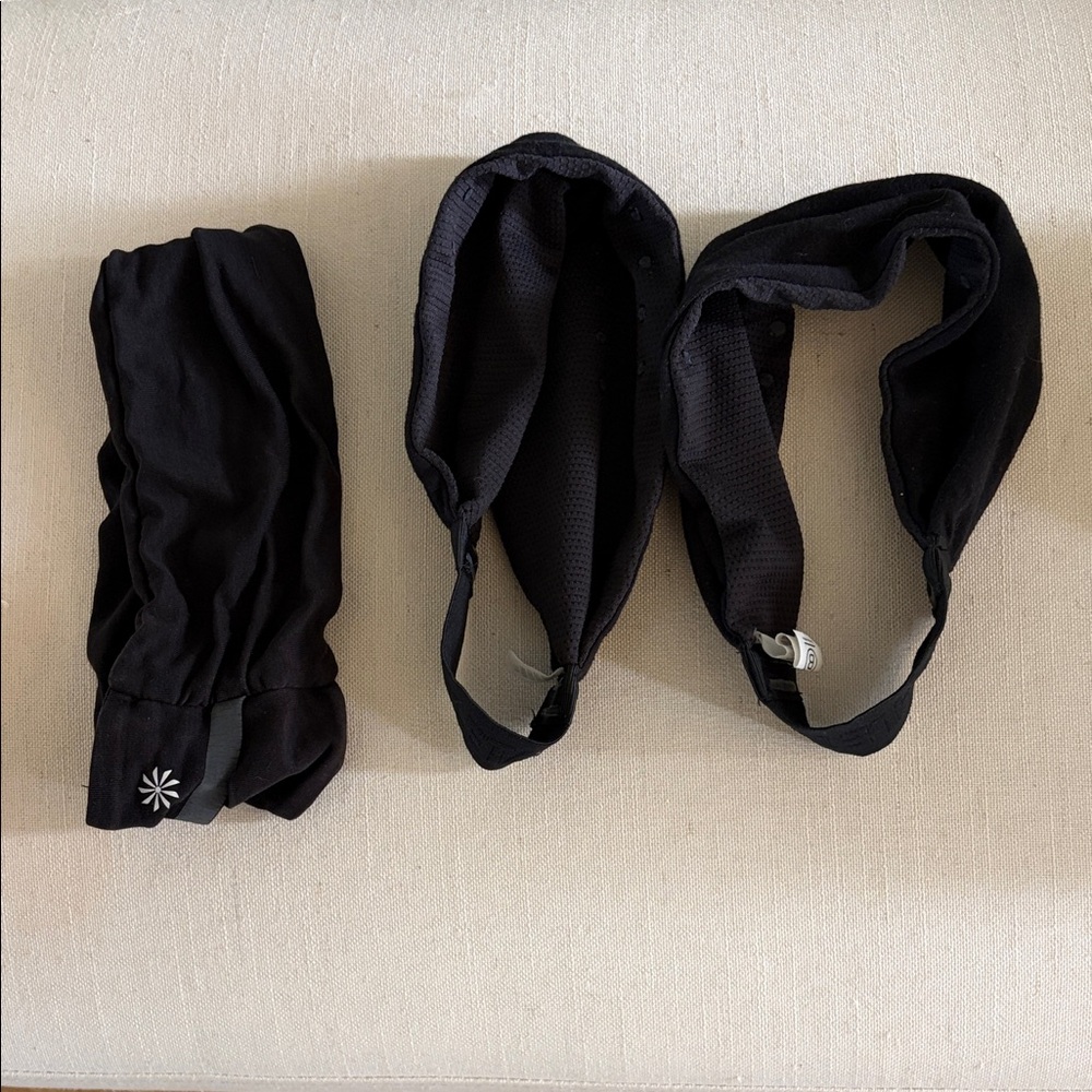 Athleta women’s workout headbands, set of three.